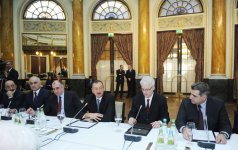 Президенты Азербайджана и Хорватии встретились с бизнесменами (ФОТО)